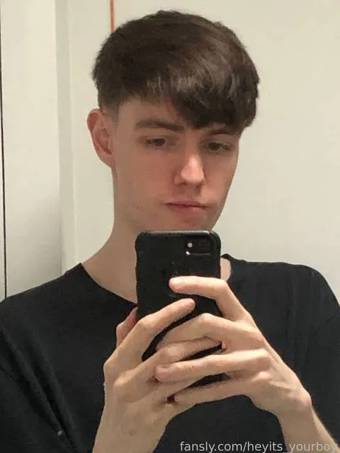 @heyits_yourboy