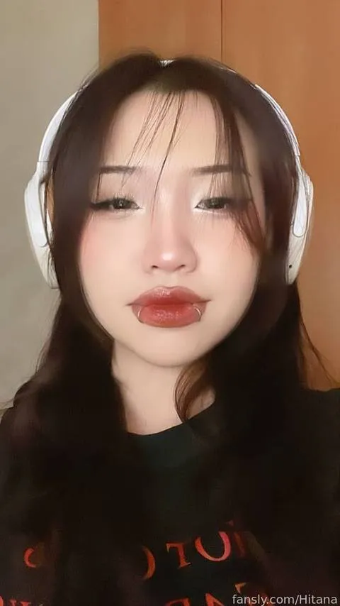 @Hitana
