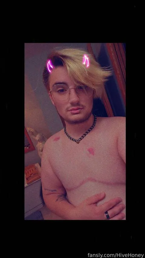 @HiveHoney