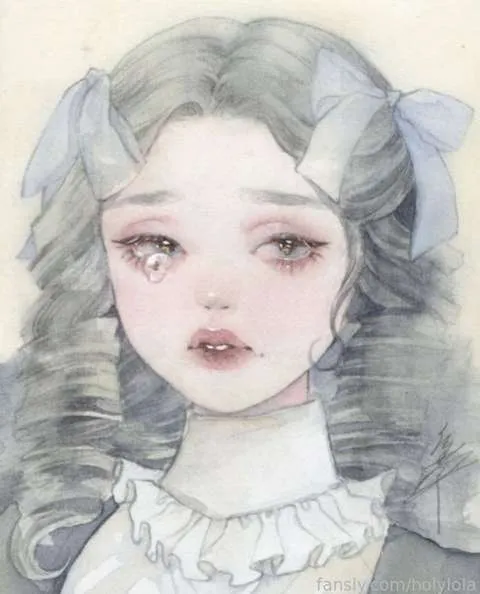 @holylola