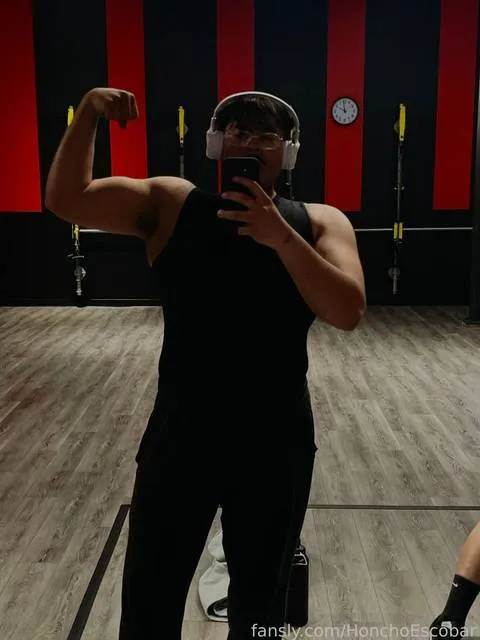 @HonchoEscobar