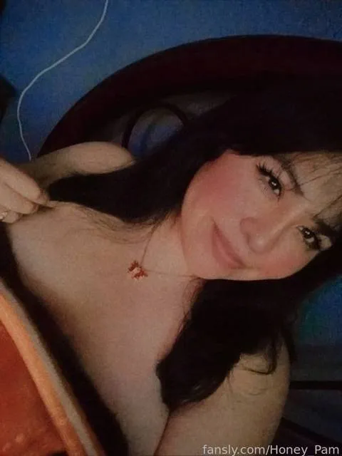 @Honey_Pam