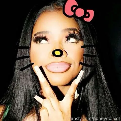 @HoneyDollJa