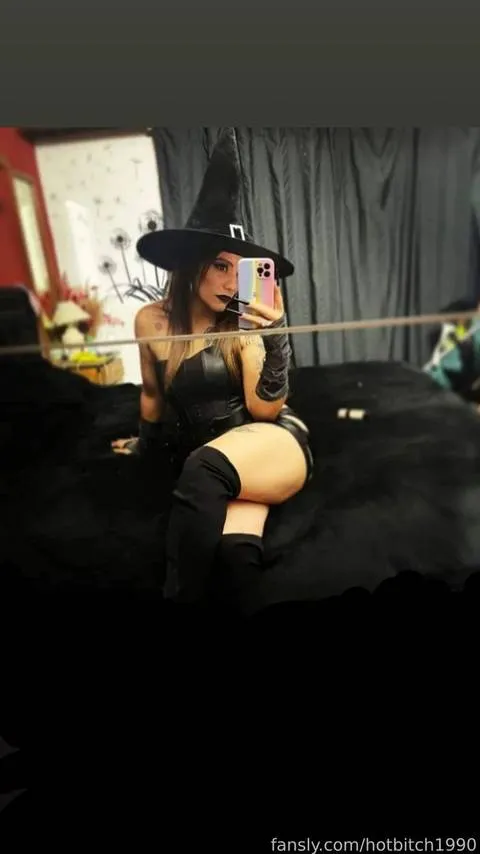 @hotbitch1990
