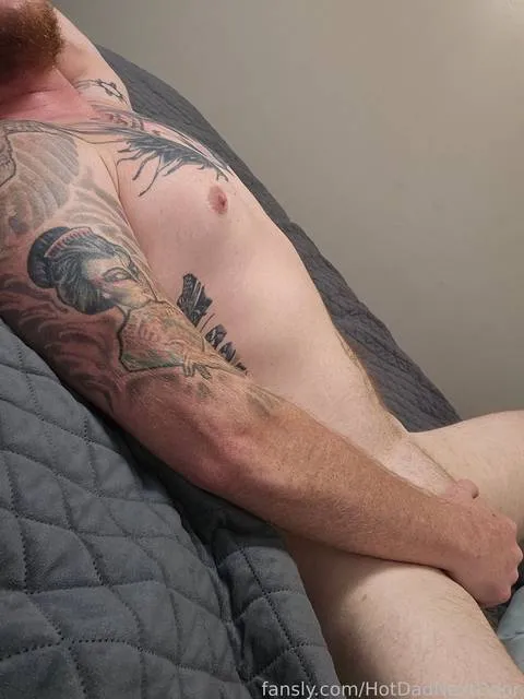 @HotDadNextDoor