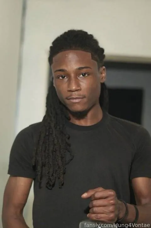 @Hung4Vontae