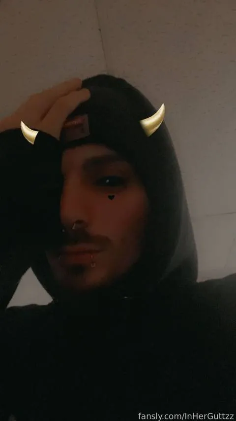 @InHerGuttzz