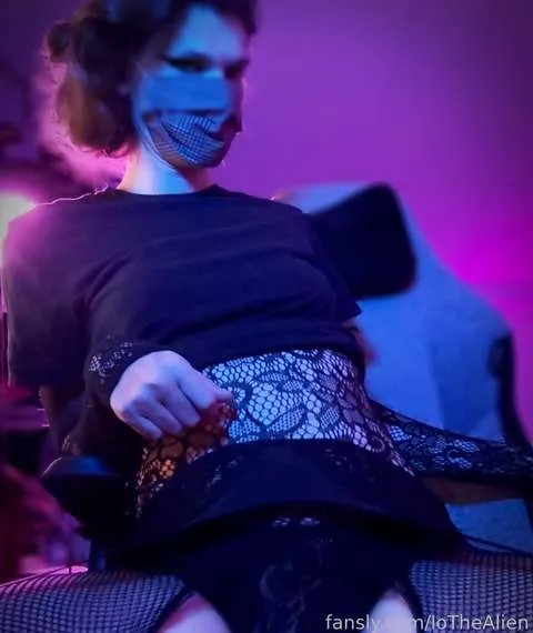 @IoTheAlien