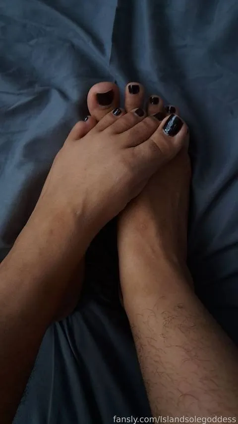 @Islandsolegoddess