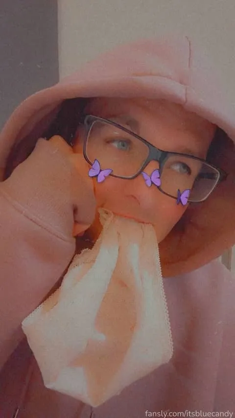 @itsbluecandy