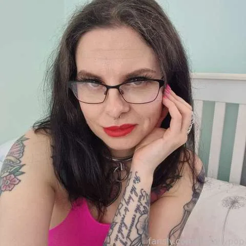 @itsdollypop