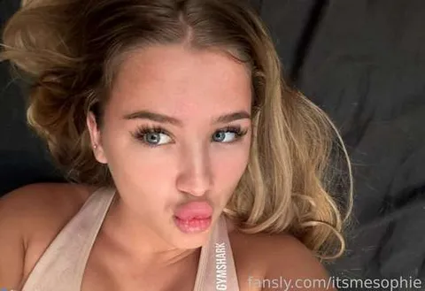 @itsmesophie
