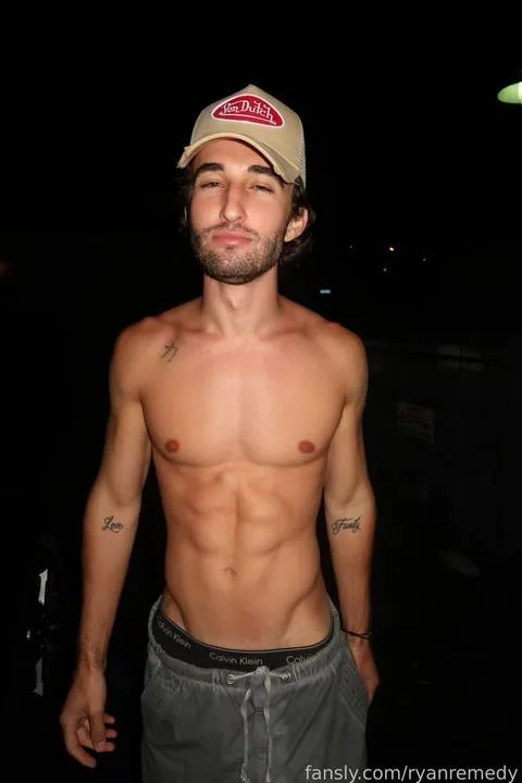 @itsromanknight