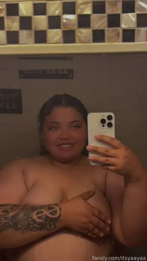 @itsyaayaa