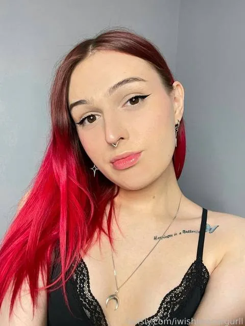 @iwishiwasurgurll