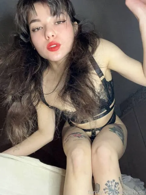 @JackieHyde