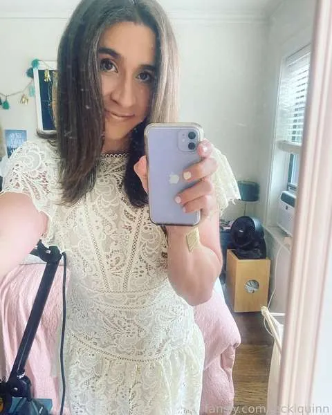 @jackiquinn