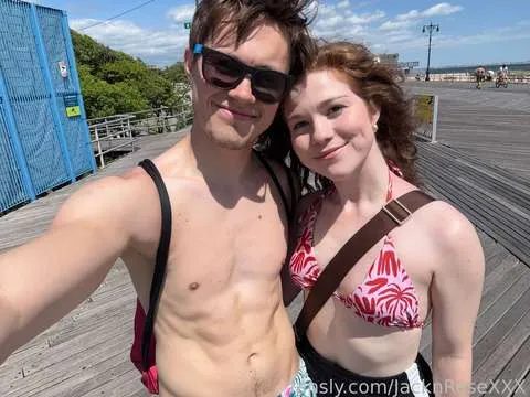 @JacknRoseXXX