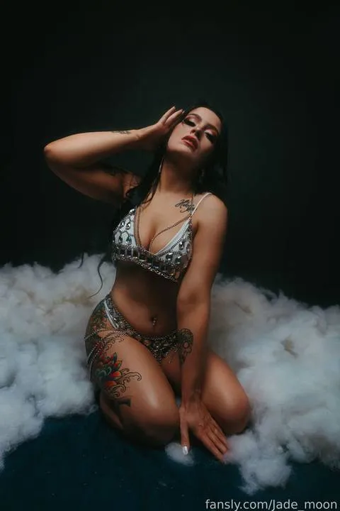 @Jade_moon