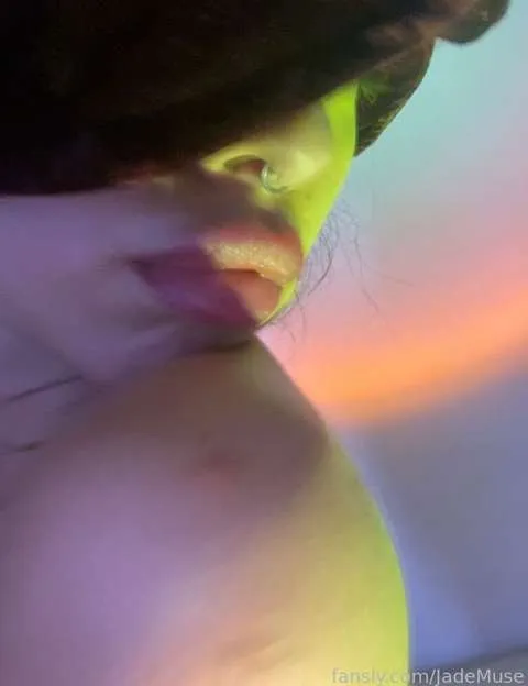 @JadeMuse