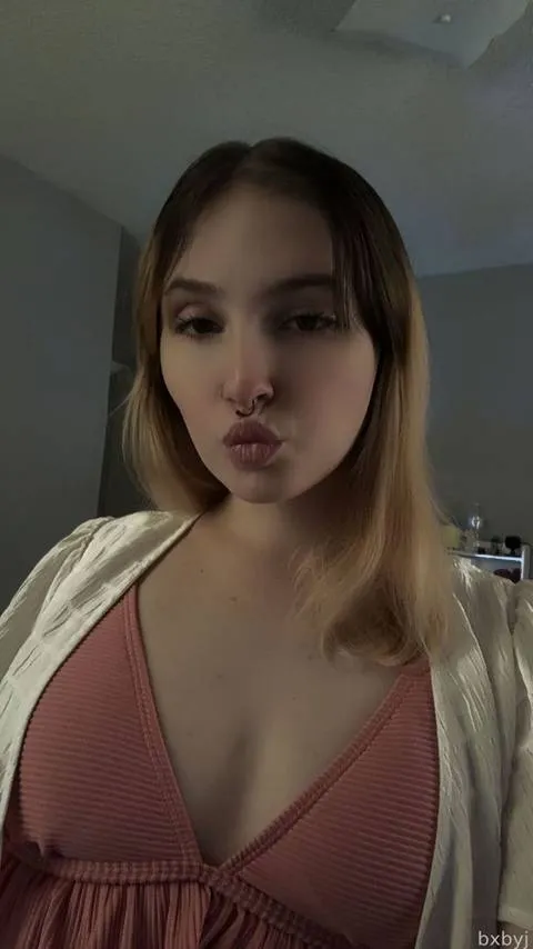 @jadewxrldxo