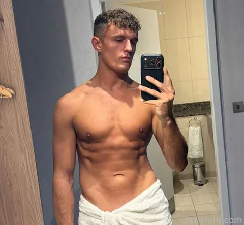 @jakwhitex