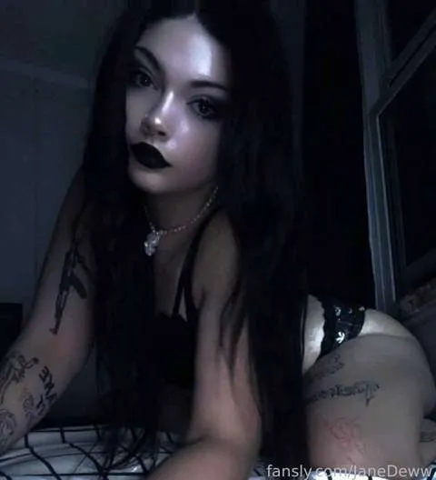 @JaneDeww