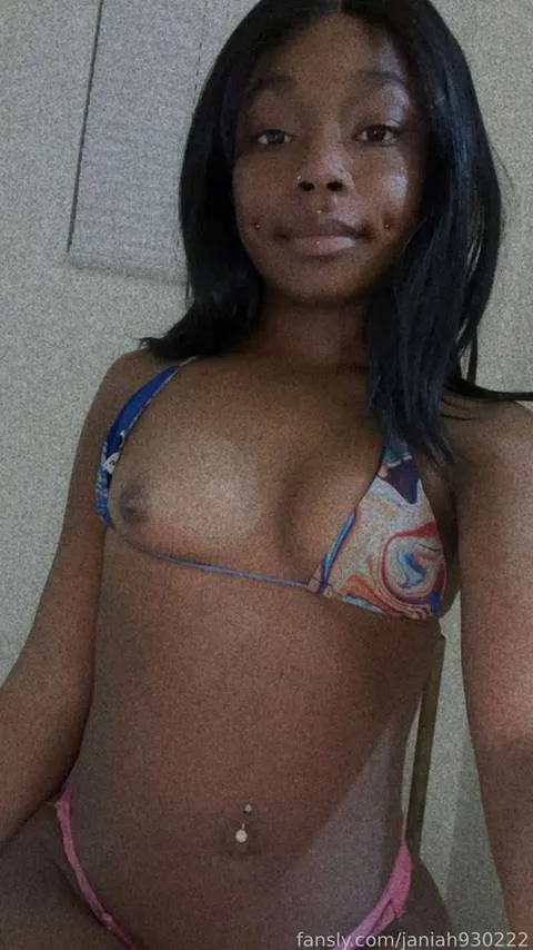 @janiah930222