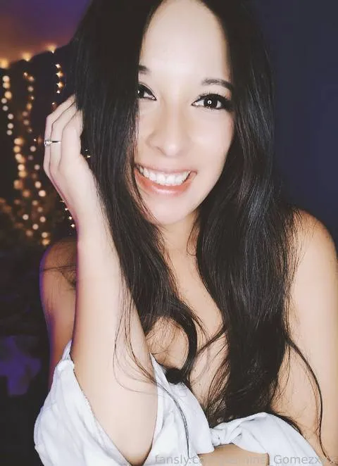 @Jasmine_Gomezxxx