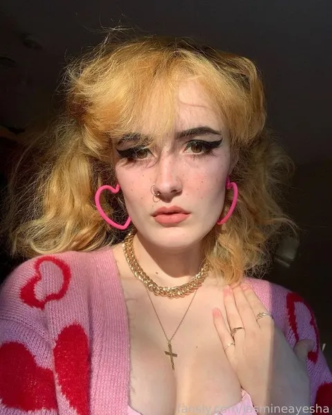 @jasmineayesha