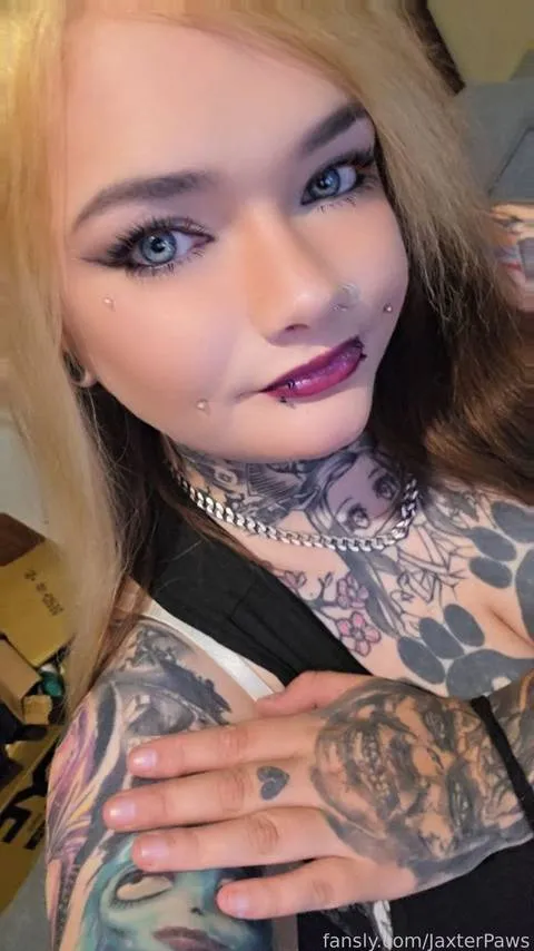 @JaxterPaws