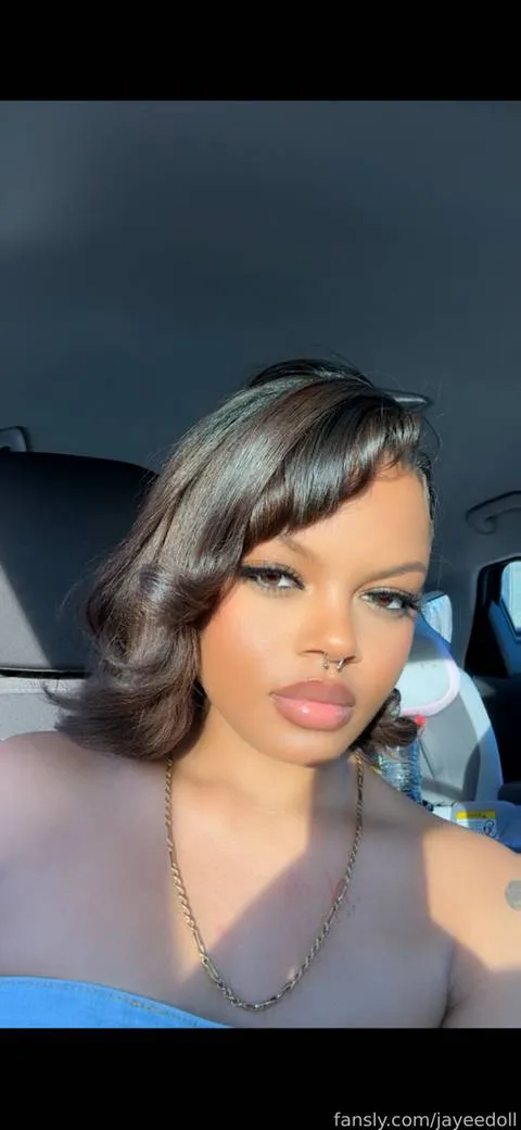 @jayeedoll