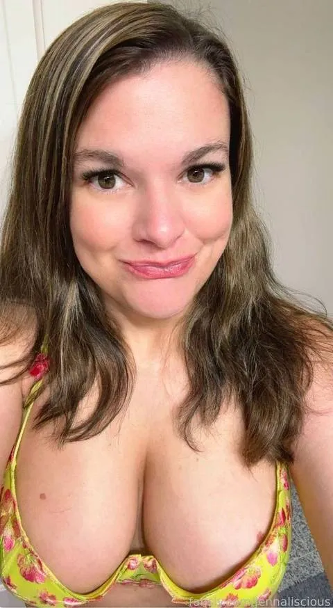 @jennaliscious