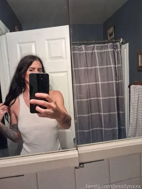 @Jessilynxxx