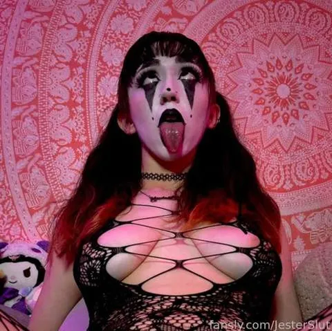 @JesterSlut