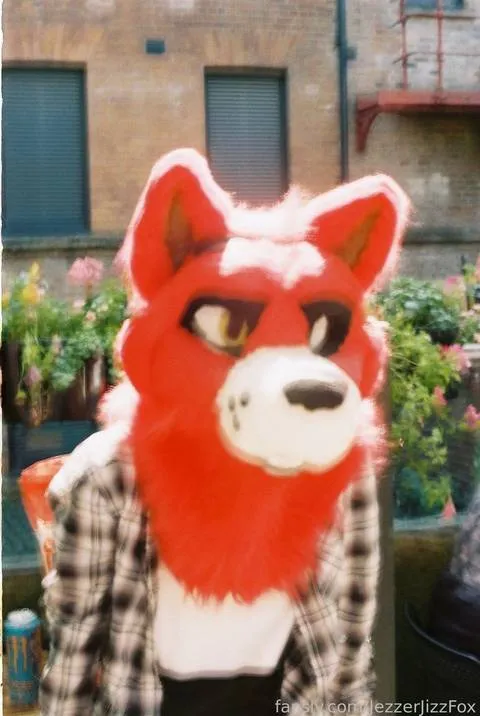@JezzerJizzFox