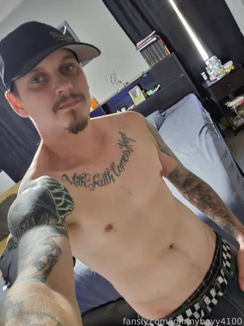 @johnnyboyy4100