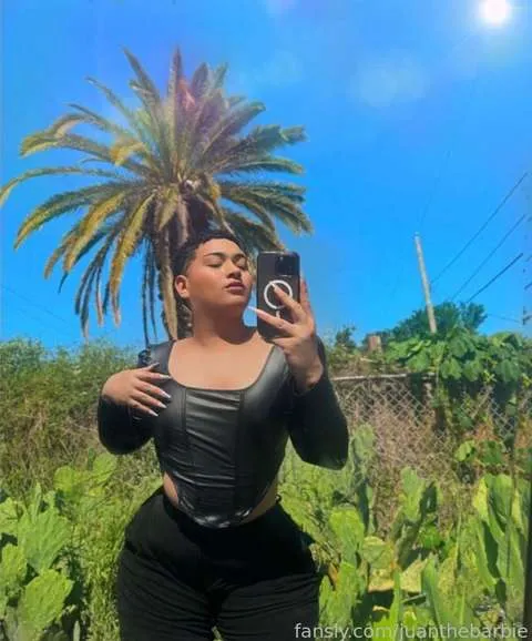 @juanthebarbie