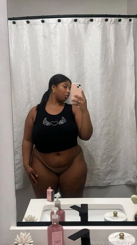 @Juiicyyy