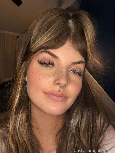 @JulietJade