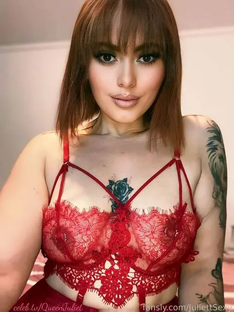 @JuliettSexy