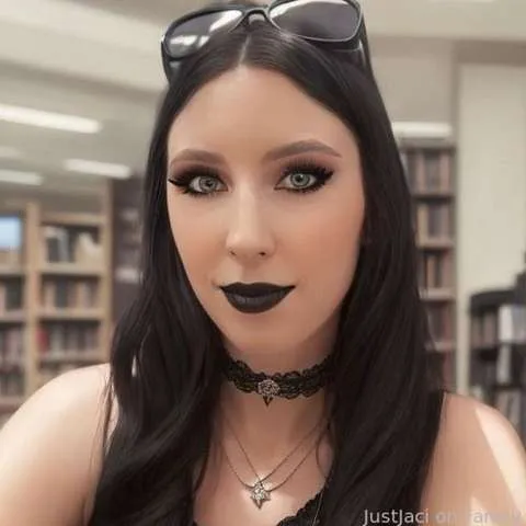 @JustJaci