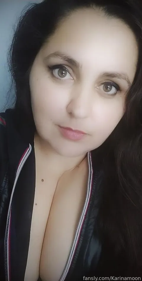 @Karinamoon