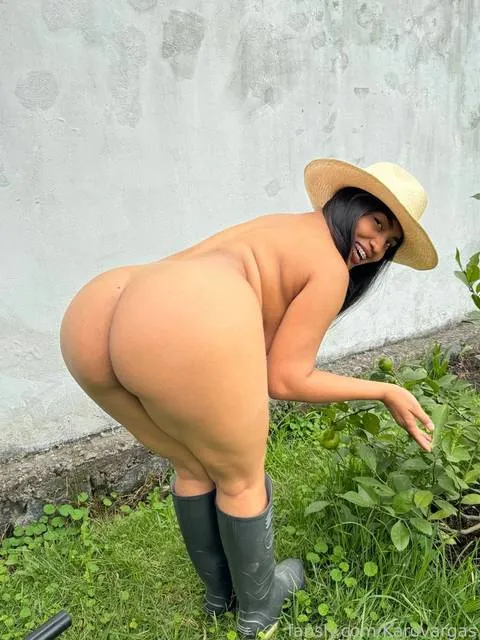 @Karovargas