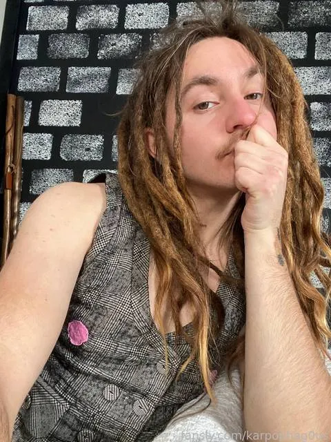 @karpophag0us