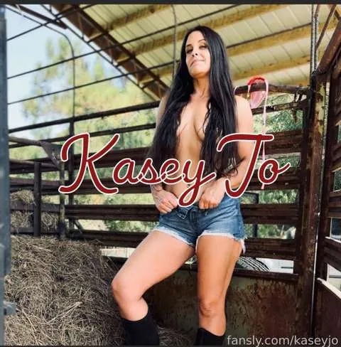 @kaseyjo