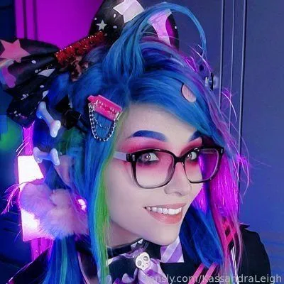 @KassandraLeigh