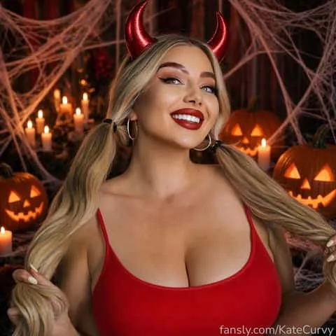 @KateCurvy
