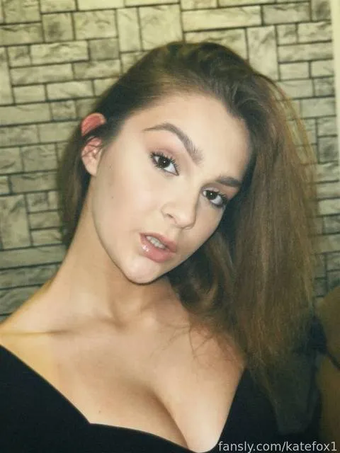 @katefox1
