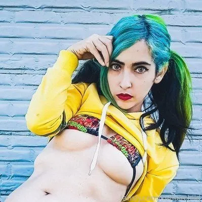 @katfairchild